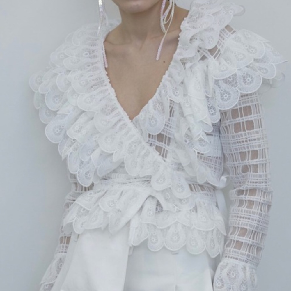 LOEIL Wrap Lacey Blouse